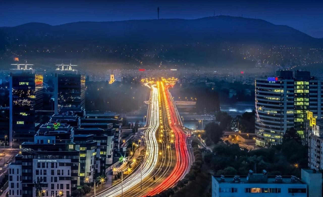 Suiteangel - Luxury Design Condo With Free Garage Budapeşte Dış mekan fotoğraf