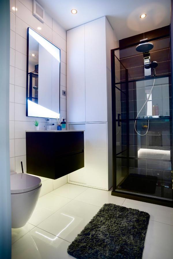 Suiteangel - Luxury Design Condo With Free Garage Budapeşte Dış mekan fotoğraf